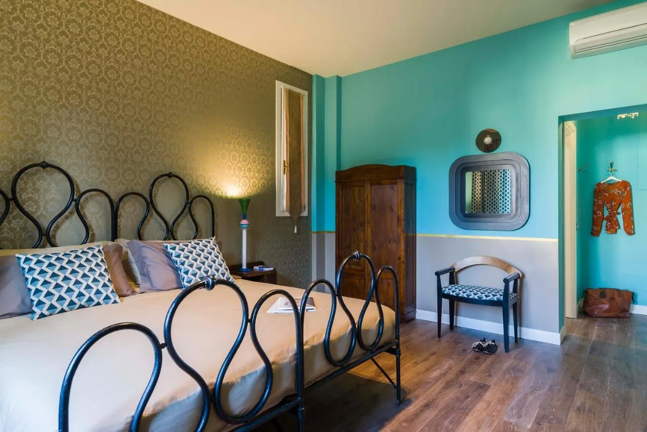 Frimi Boutique Rooms B&B Florence 3*,  Italy